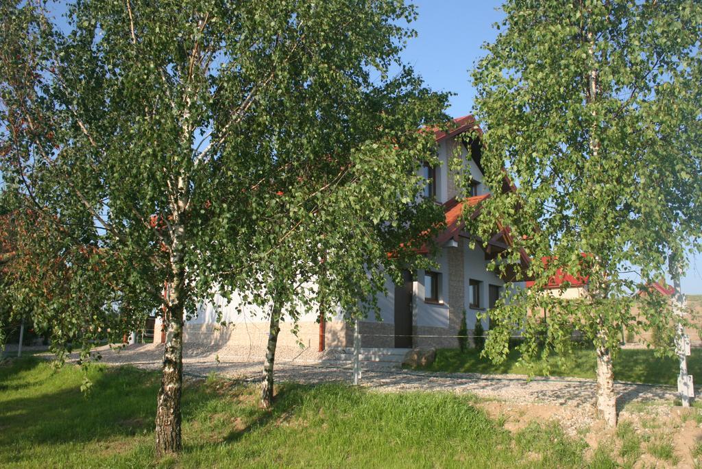 Apartamenty Jasmin I Lilia Jez. Sunowo Kolo Elku Chrzanowo Dış mekan fotoğraf